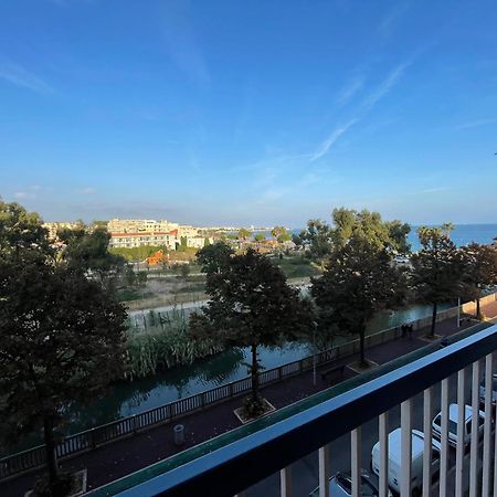Vue Sur Mer - Magnifique Appartement Tout Confort - Terrasse Et Parking Prive Cagnes-sur-Mer Exterior foto